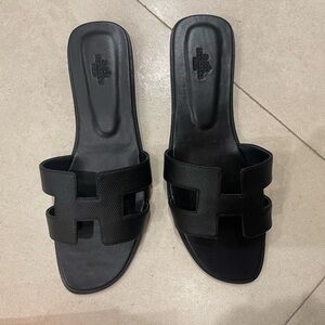 Hermes Oran sandals